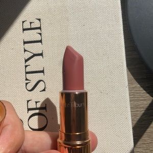 Charlotte Tilbury lipstick Pillow Talk